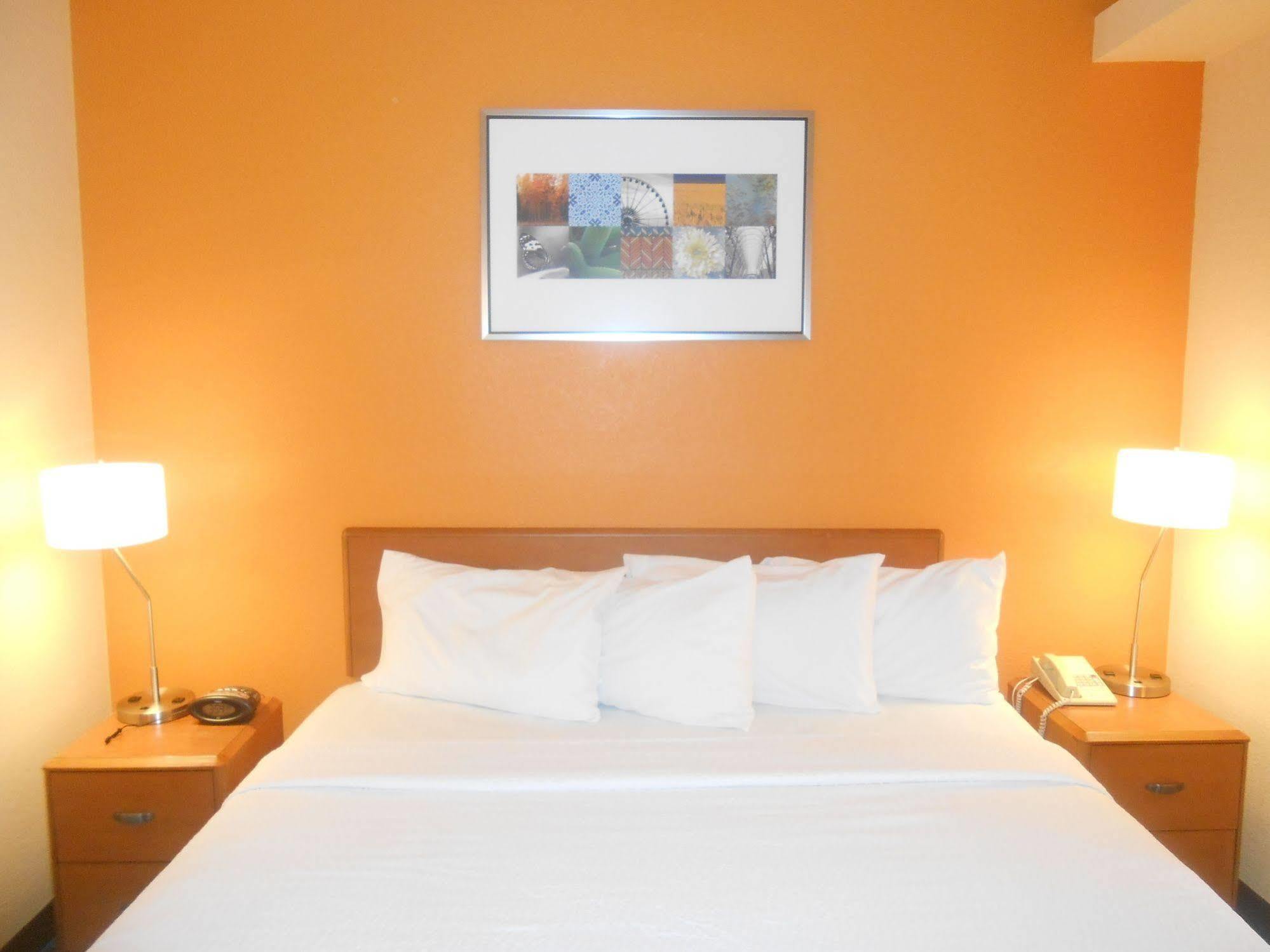 Holiday Inn Express & Suites Phoenix - Mesa West By Ihg 외부 사진