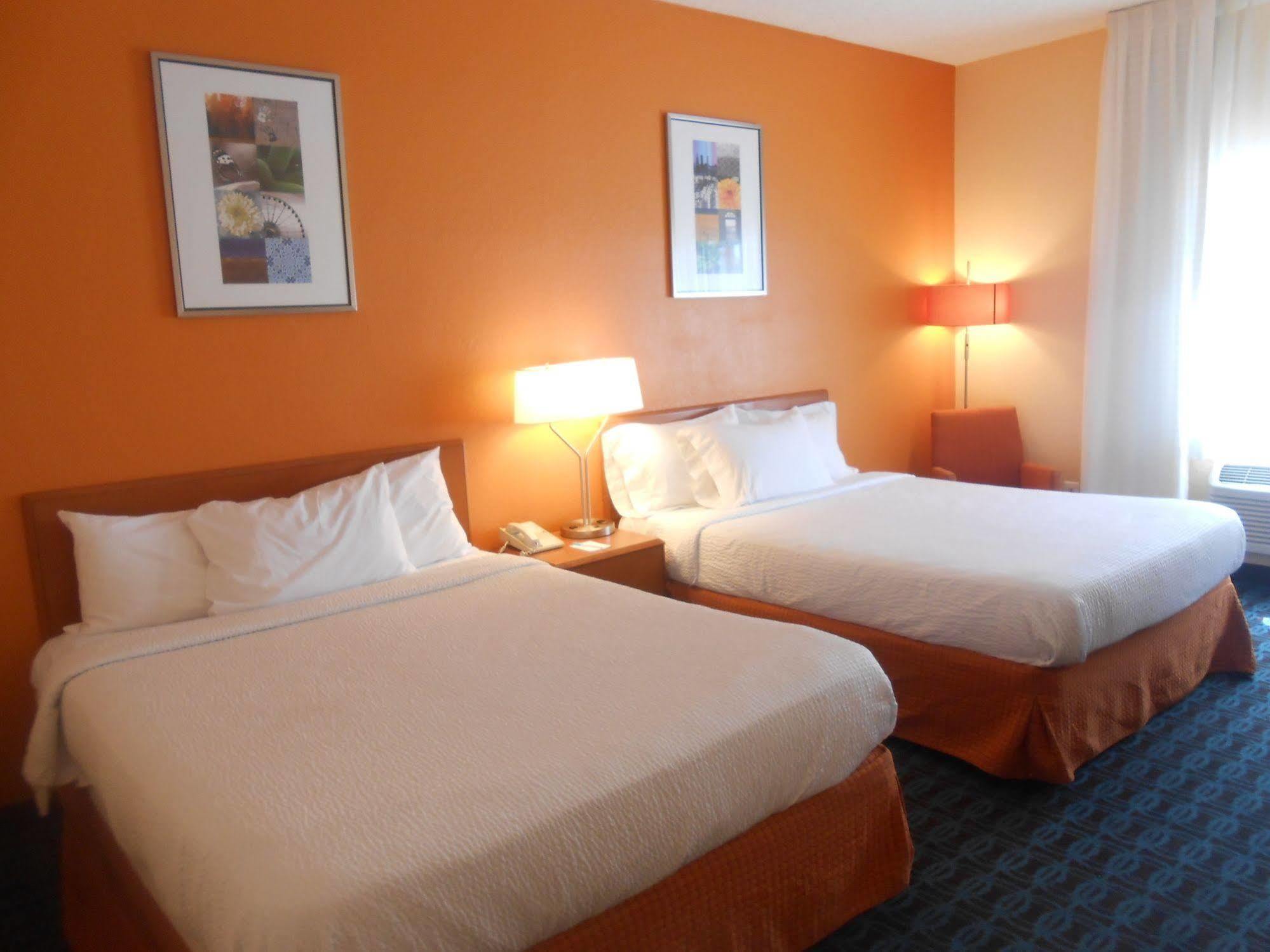 Holiday Inn Express & Suites Phoenix - Mesa West By Ihg 외부 사진
